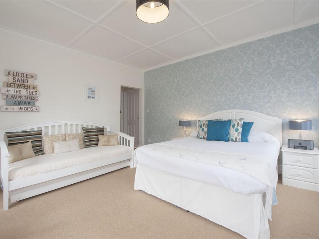 Bed and Breakfast The Fishbourne Fishbourne  Zimmer foto